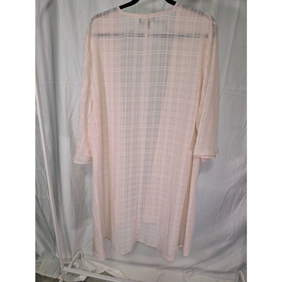 Torrid Light Pink Plaid Chiffon Kimono Size 1 - Picture 3 of 3